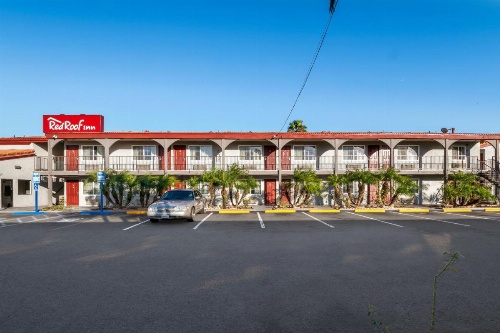 Red Roof Inn Los Angeles - Bellflower image 29